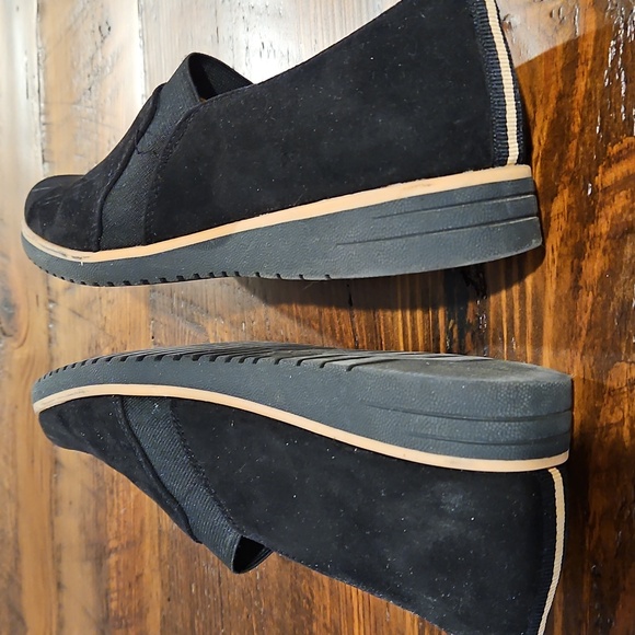 SOUL BY NATURALIZER SUEDE LOW WEDGE LOAFER main image 5
